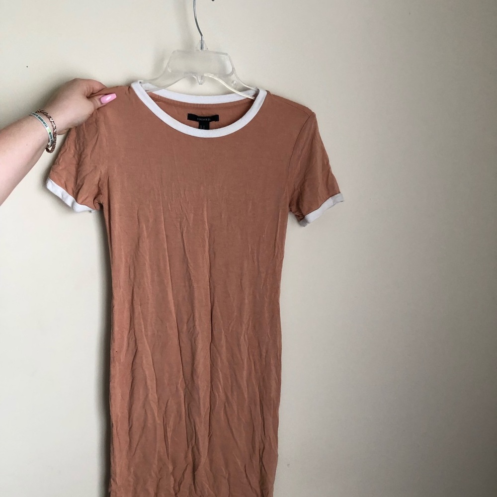 t-shirt dress